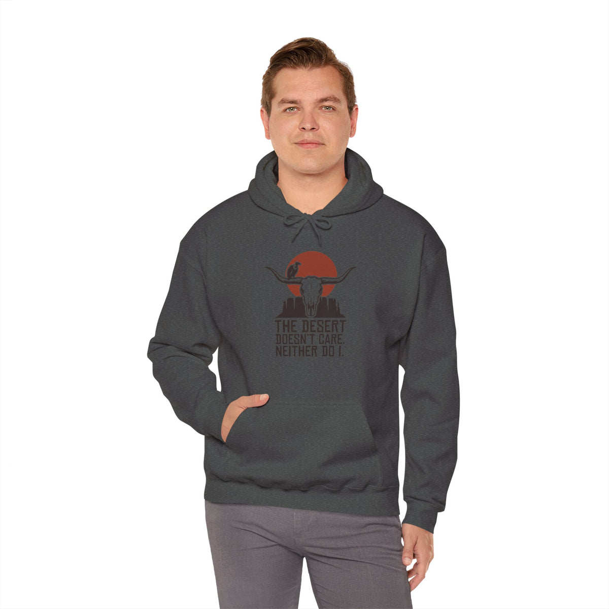 Sweat-shirt à capuche Desert Skull — Sweat-shirt à motif western « Le désert s'en fiche, moi aussi »